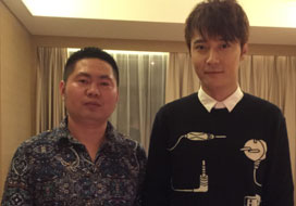 广州星空娱乐与明星合影